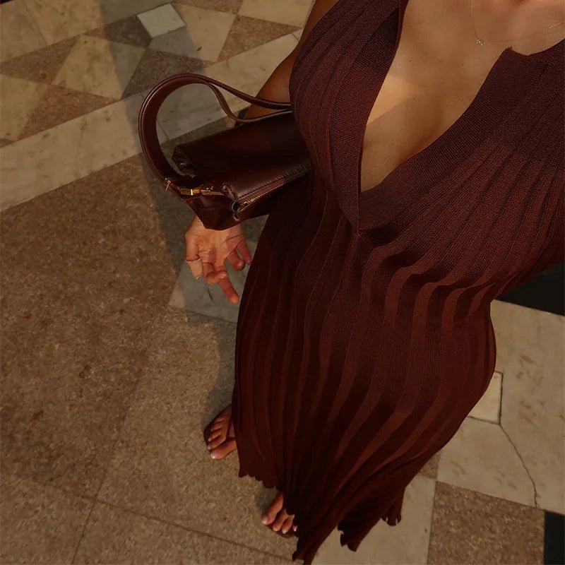 SOERA Lise Sleeveless Knitted Pleated Maxi Dress - Dresses - Brown XS