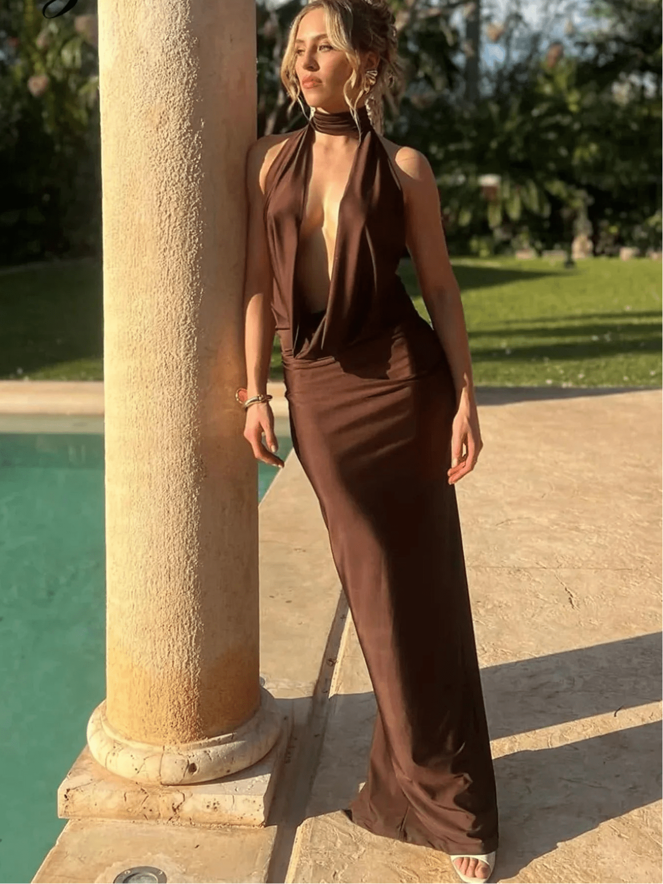 SOERA Bianca Sleeveless Backless Slit Maxi Dress - Dresses -  Brown XS
