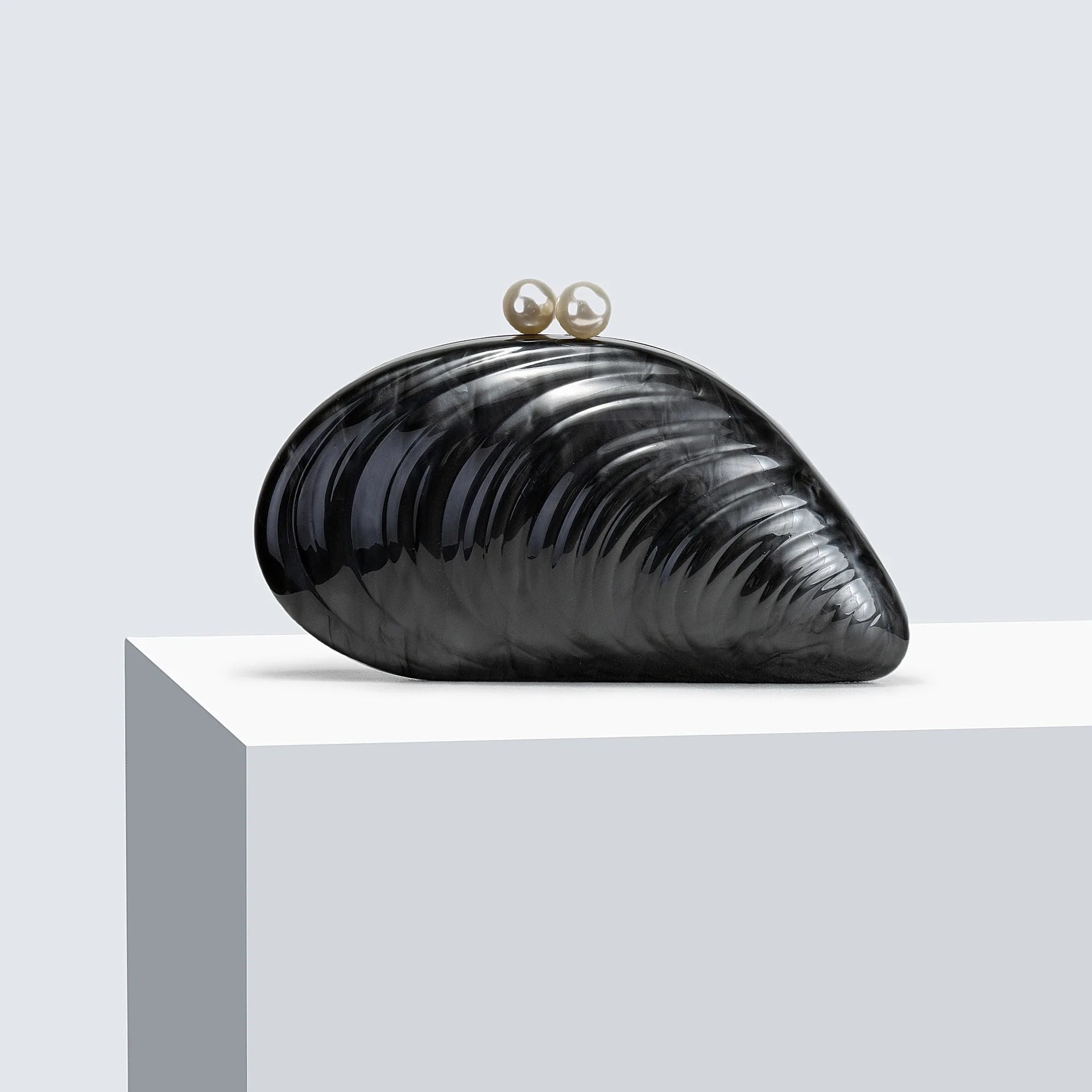 SOERA Valentina Shell - Shaped Clutch Purse - Handbags -  Black