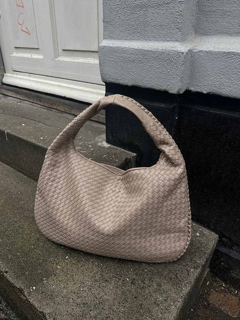 SOERA Woven bag XL - Handbags - DBAD2-QL367007 darkbrown